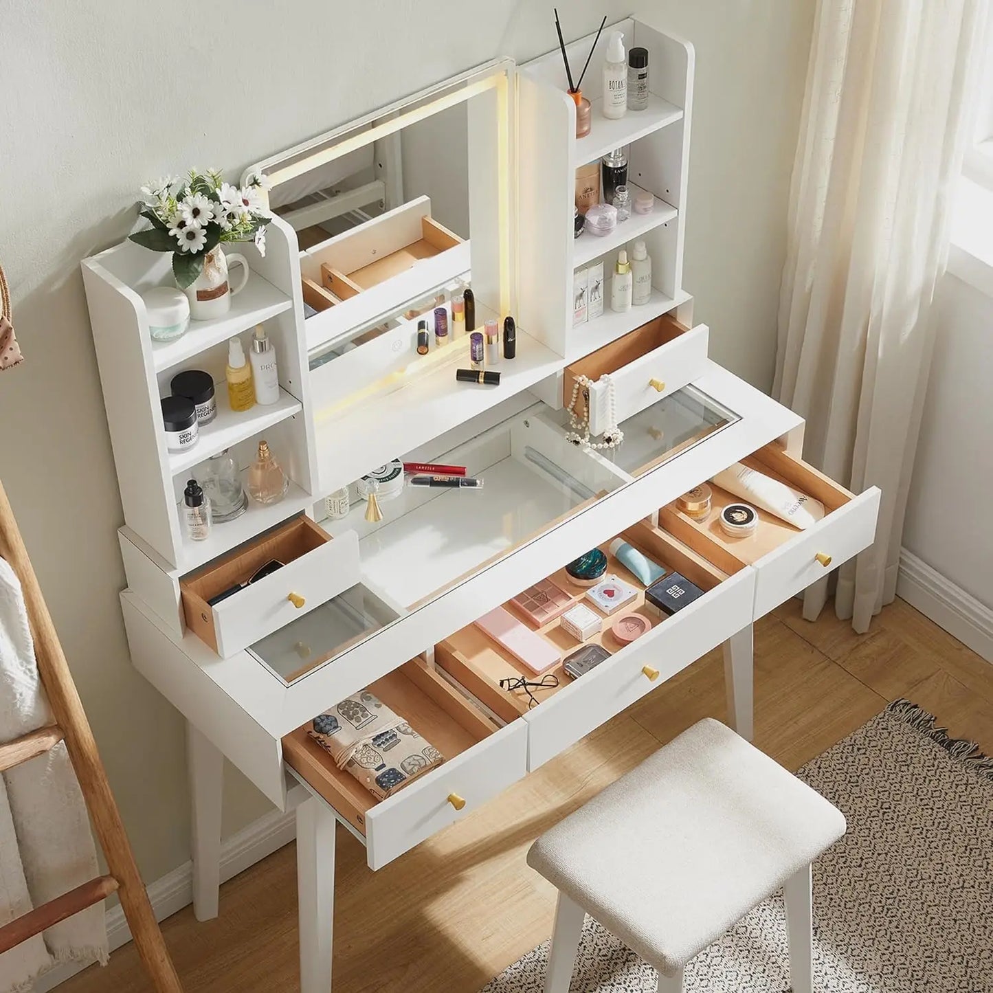 Glamour Shine Modern Makeup Table