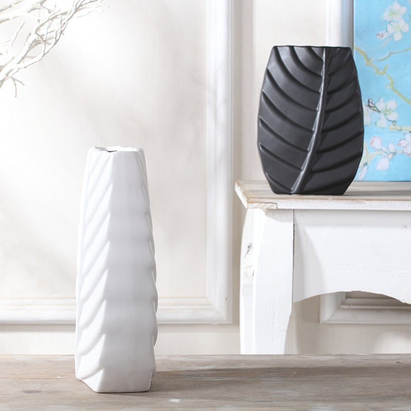 LeafLuxe Home Decor Vase